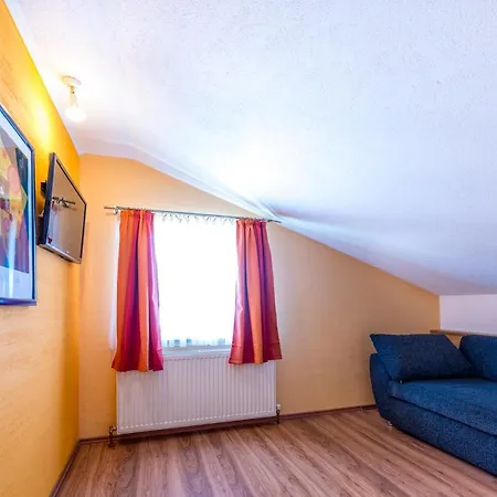 Panorama Hotel Traunstein Отель Альтмюнстер