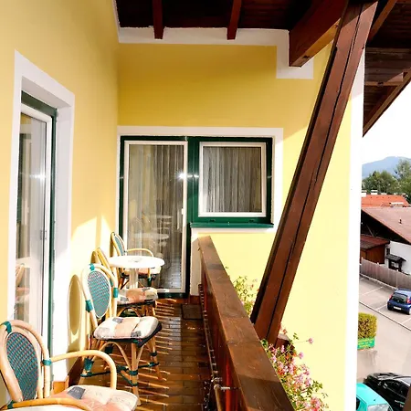 Panorama Hotel Traunstein Отель Альтмюнстер