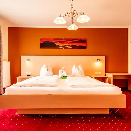 Panorama Traunstein Hotel 3*