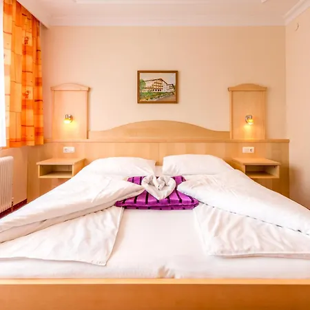 Отель Panorama Hotel Traunstein Альтмюнстер
