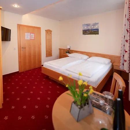 Panorama Hotel Traunstein Отель