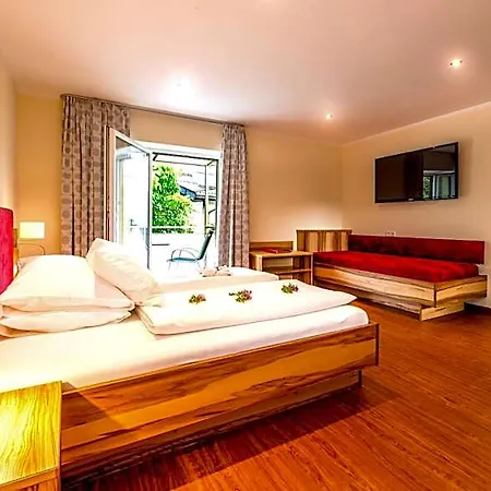 Panorama Hotel Traunstein 3* Altmuenster