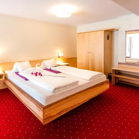 Panorama Traunstein 3* Altmünster