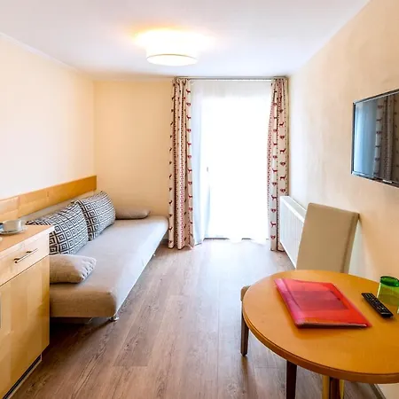Отель Panorama Hotel Traunstein Альтмюнстер