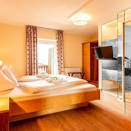 Panorama Hotel Traunstein 3* Altmuenster