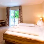 Hotel Panorama Traunstein 3*