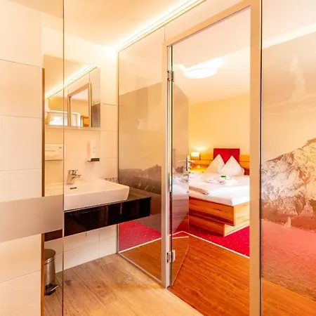 Hotel Panorama Traunstein 3*