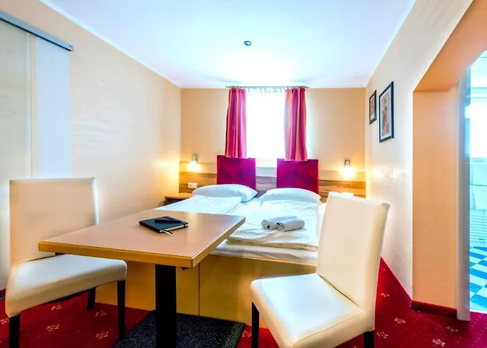 Panorama Traunstein Hotel 3*